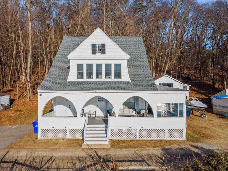 2-Unit House, Big Lake Winnisquam Views - Sleeps 13 Tilton Exterior photo